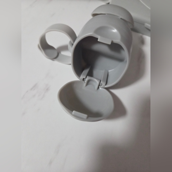 Gray Kids Accessory Set - Picture 6 of 6